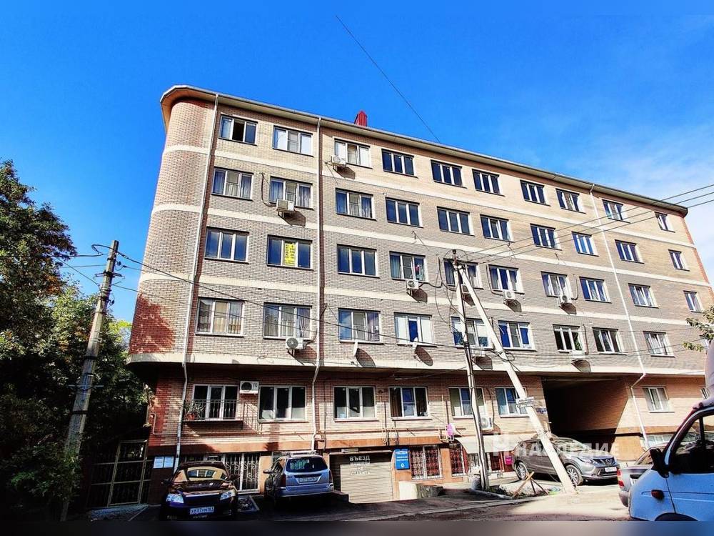 1-комнатная квартира, 33 м2 1/5 этаж, Нариманова, пер. Парковый - фото 1