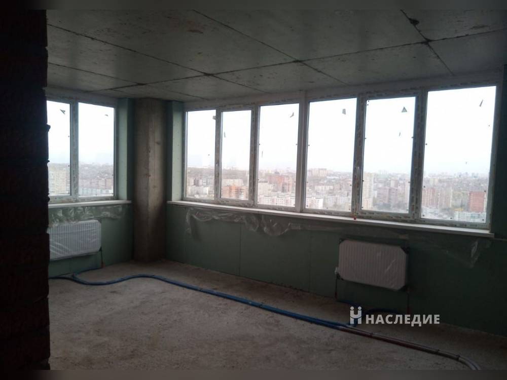 3-комнатная квартира, 77.7 м2 21/24 этаж, СЖМ, б-р. Комарова - фото 1