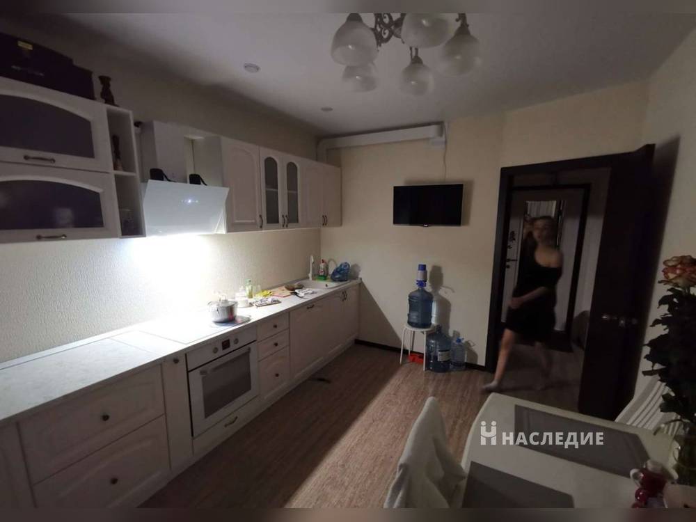 3-комнатная квартира, 81.04 м2 11/17 этаж, Суворовский, пер. Белоусова - фото 14