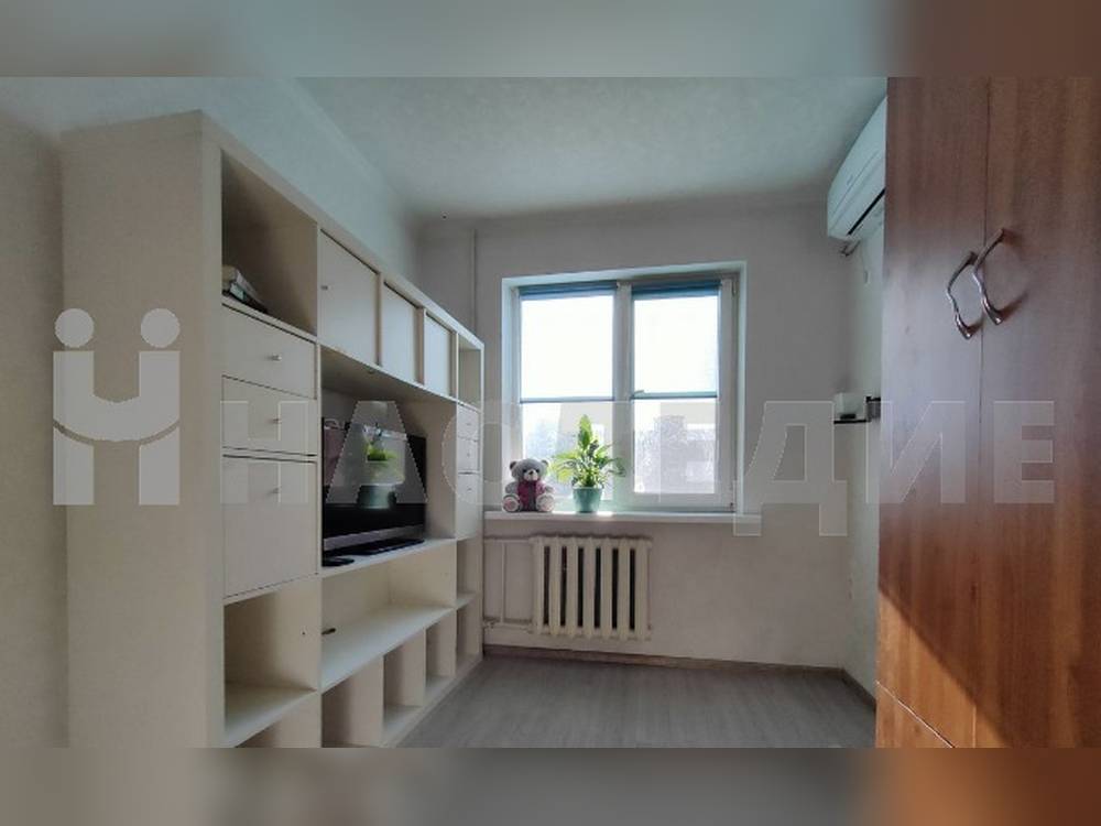 2-комнатная квартира, 45 м2 6/9 этаж, Орджоникидзе, ул. Туполева - фото 3