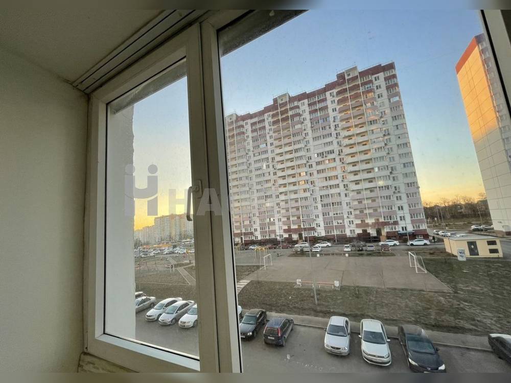 N-комнатная квартира, 29.6 м2 3/17 этаж, Суворовский, ул. Александра Печерского - фото 8