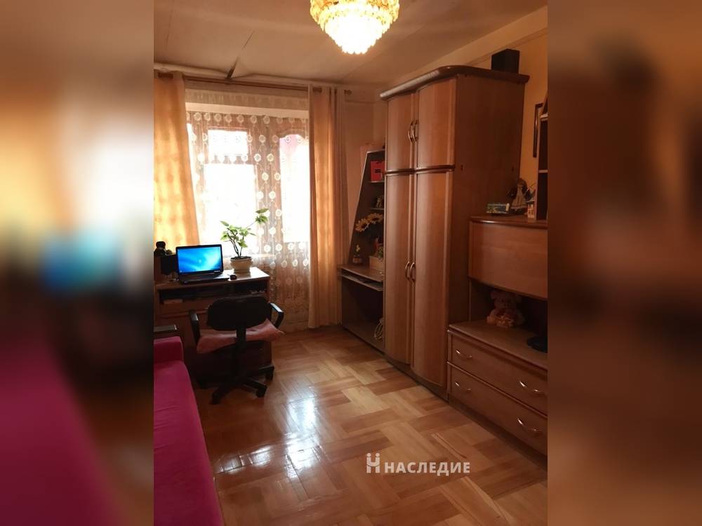 3-комнатная квартира, 62 м2 2/5 этаж, Александровка, пр-кт. 40-летия Победы - фото 2
